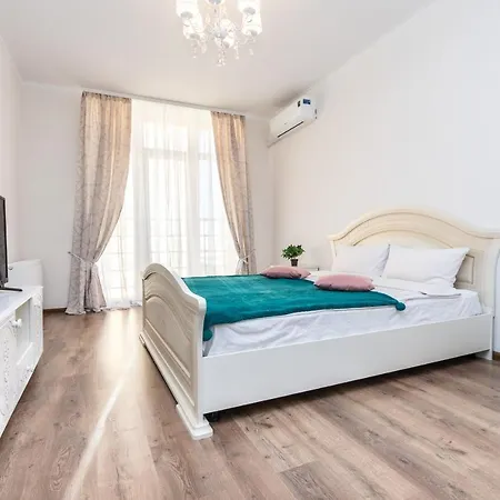 Apartment Шикарная Квартира На Оболони В Жк Яскравый Kiew